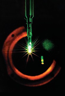 Fájlnév=Inertial_confinement_fusion_implosion_on_the_Nova_laser_creates.jpg
Fájlméret=26KiB
Méretek=395x587
Hozzáadás dátuma=2017 Június 22. Inertial_confinement_fusion_implosion_on_the_Nova_laser_creates.jpg