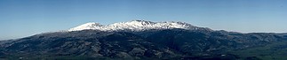 Fájlnév=Mount_Hermon_panorama_from_Manara_on_the_Naftali_heights.jpg
Fájlméret=47KiB
Méretek=1200x253
Hozzáadás dátuma=2016 Július 26. Mount_Hermon_panorama_from_Manara_on_the_Naftali_heights.jpg
