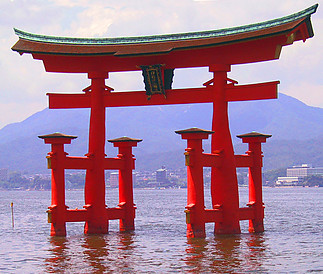 Fájlnév=707px-Itsukushima_torii_angle.jpg
Fájlméret=124KiB
Méretek=707x600
Hozzáadás dátuma=2013 Május 4. 707px-Itsukushima_torii_angle.jpg