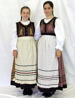 Fájlnév=bfec713f7863d4d40386f425c4571e5c.jpg
Fájlméret=51KiB
Méretek=448x584
Hozzáadás dátuma=2014 Június 30. bfec713f7863d4d40386f425c4571e5c.jpg