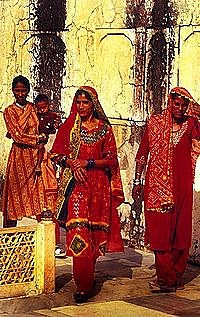 Fájlnév=dupata_kendo_pakisztan_india.jpg
Fájlméret=31KiB
Méretek=200x317
Hozzáadás dátuma=2012 November 6. dupata_kendo_pakisztan_india.jpg