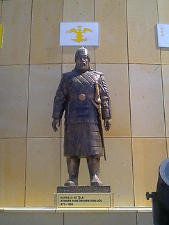 Fájlnév=attila.jpg
Fájlméret=62KiB
Méretek=720x960
Hozzáadás dátuma=2013 Január 17. attila.jpg